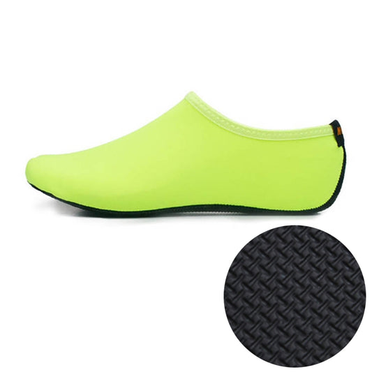 3mm Non-slip Rubber Embossing Texture Sole Solid Color Diving Shoes and Socks, One Pair, Size:S (Fluorescent Green) - Swimming Fins & Diving Shoes by PMC Jewellery | Online Shopping South Africa | PMC Jewellery | Buy Now Pay Later Mobicred