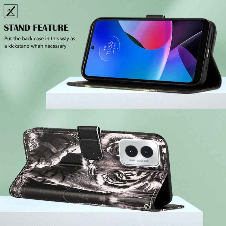 For Motorola Moto G Play 4G 2024 Colored Drawing Pattern Plain Weave Leather Phone Case(Black And White Tiger) - Motorola Cases by PMC Jewellery | Online Shopping South Africa | PMC Jewellery | Buy Now Pay Later Mobicred