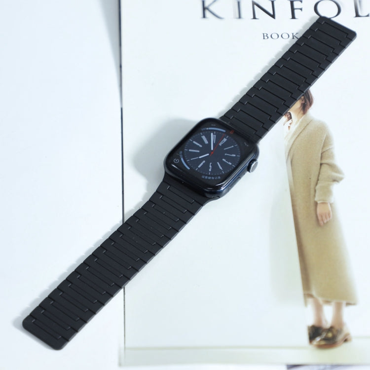 For Apple Watch SE 2023 44mm Magnetic Silicone Watch Band(Black) - Watch Bands by PMc TechLife | Online Shopping South Africa | PMc TechLife | Buy Now Pay Later Mobicred