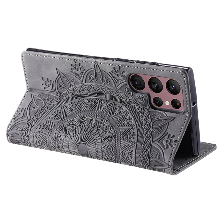 For Samsung Galaxy S25 Ultra 5G Totem Embossed Magnetic Leather Phone Case(Grey) - Galaxy S25 Ultra 5G Cases by PMC Jewellery | Online Shopping South Africa | PMC Jewellery | Buy Now Pay Later Mobicred
