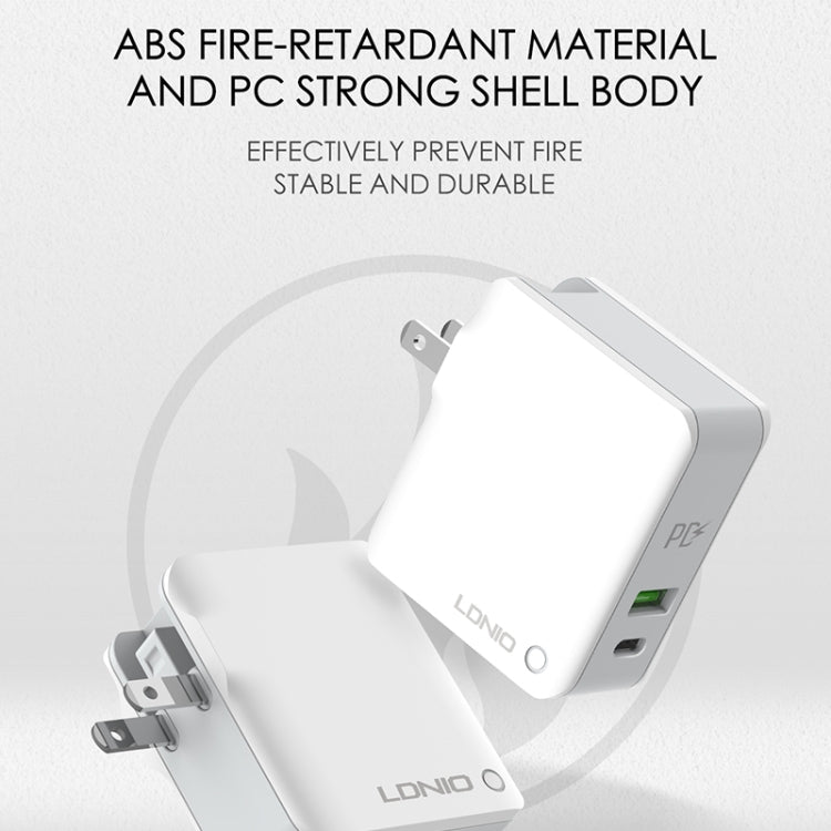 LDNIO A4403C 30W PD + Auto-id Foldable Fast Travel Charger with 1m USB-C / Type-C Cable, EU Plug - free shipping - PMC TechLife - Order now!