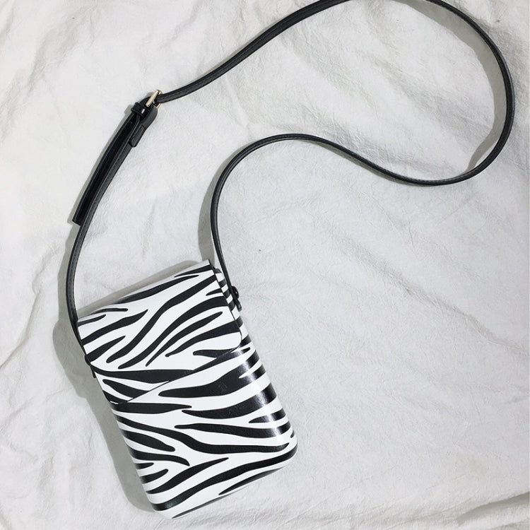 Fashion Versatile Vertical Models Single Shoulder Crossbody Mobile Phone Bag, Color: Zebra Pattern - Single-shoulder Bags by PMC TechLife | Online Shopping South Africa | PMC TechLife | Buy Now Pay Later Mobicred