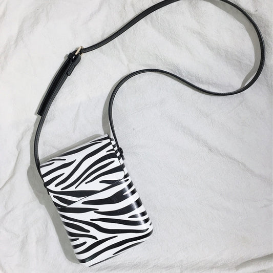 Fashion Versatile Vertical Models Single Shoulder Crossbody Mobile Phone Bag, Color: Zebra Pattern - Single-shoulder Bags by PMC Jewellery | Online Shopping South Africa | PMC Jewellery | Buy Now Pay Later Mobicred