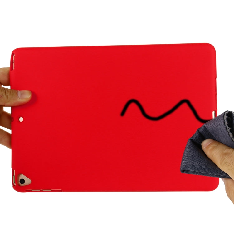 Solid Color Liquid Silicone Dropproof Full Coverage Protective Case For iPad Air / 9.7 2017 / 9.7 2018 / Pro 9.7(Red) - iPad 9.7 (2018) & (2017) Cases by PMC TechLife | Online Shopping South Africa | PMC TechLife | Buy Now Pay Later Mobicred