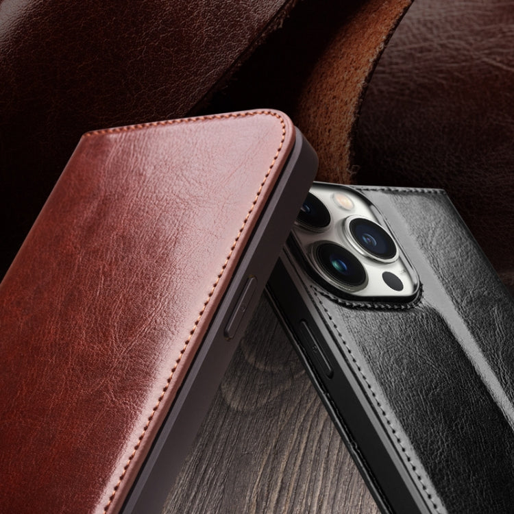 For iPhone 15 Pro Max QIALINO Classic Genuine Leather Phone Case(Brown) - iPhone 15 Pro Max Cases by QIALINO | Online Shopping South Africa | PMC Jewellery | Buy Now Pay Later Mobicred